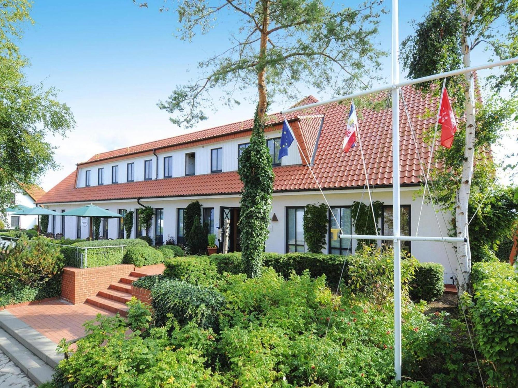 Apartments Post Hiddensee, Vitte Exterior photo