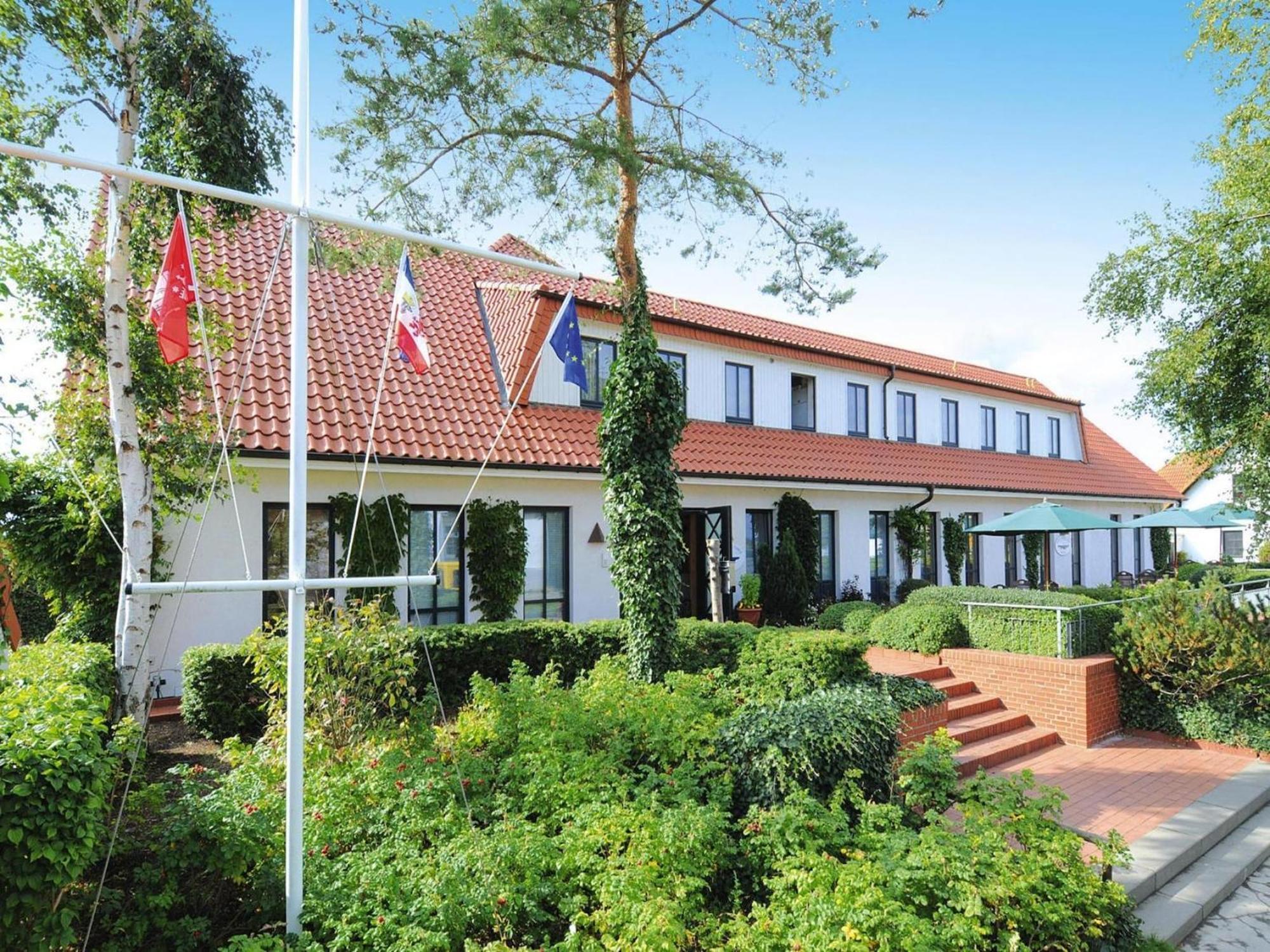 Apartments Post Hiddensee, Vitte Exterior photo